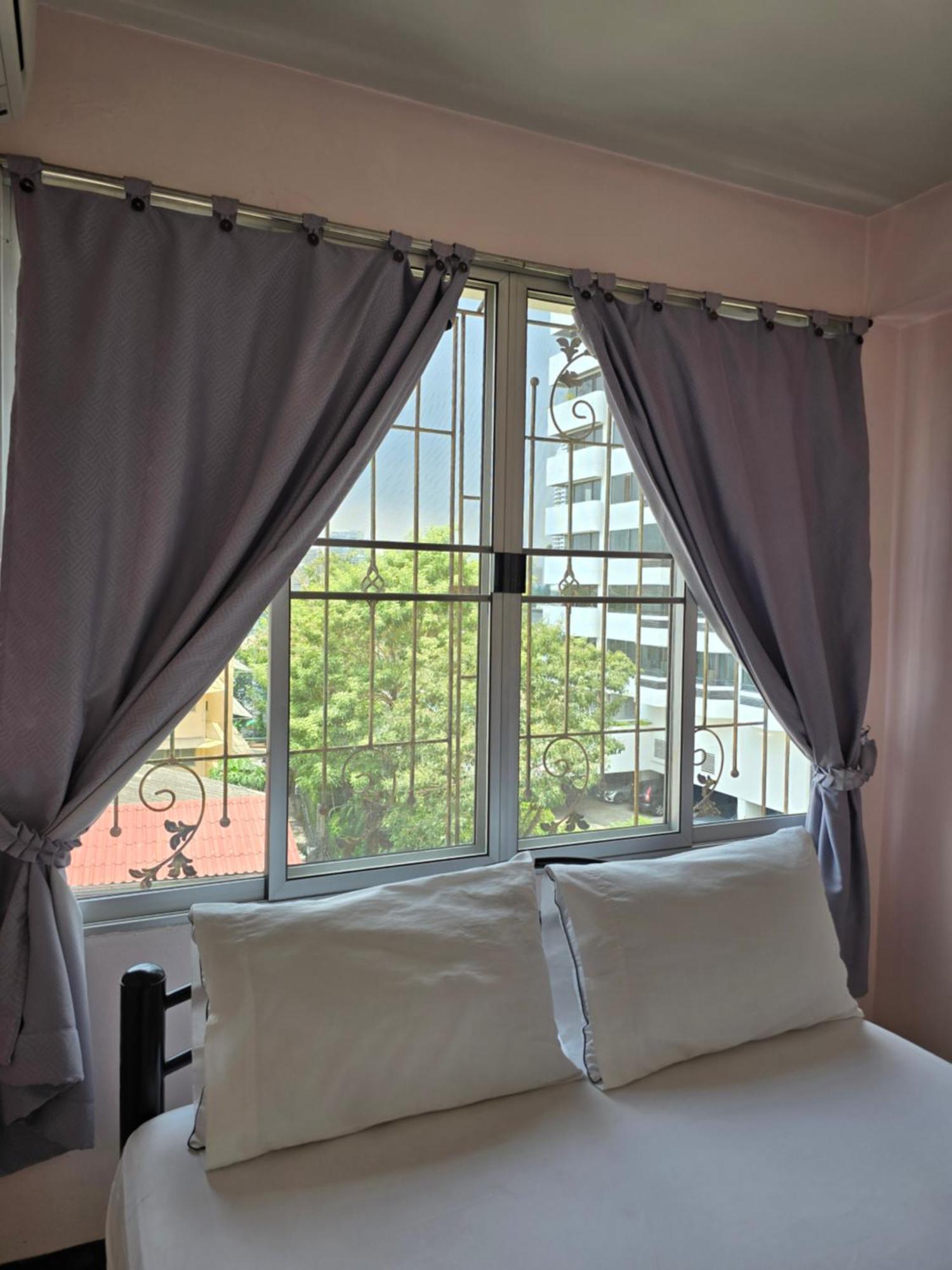Bella Bella Riverview Bangkok Exterior photo