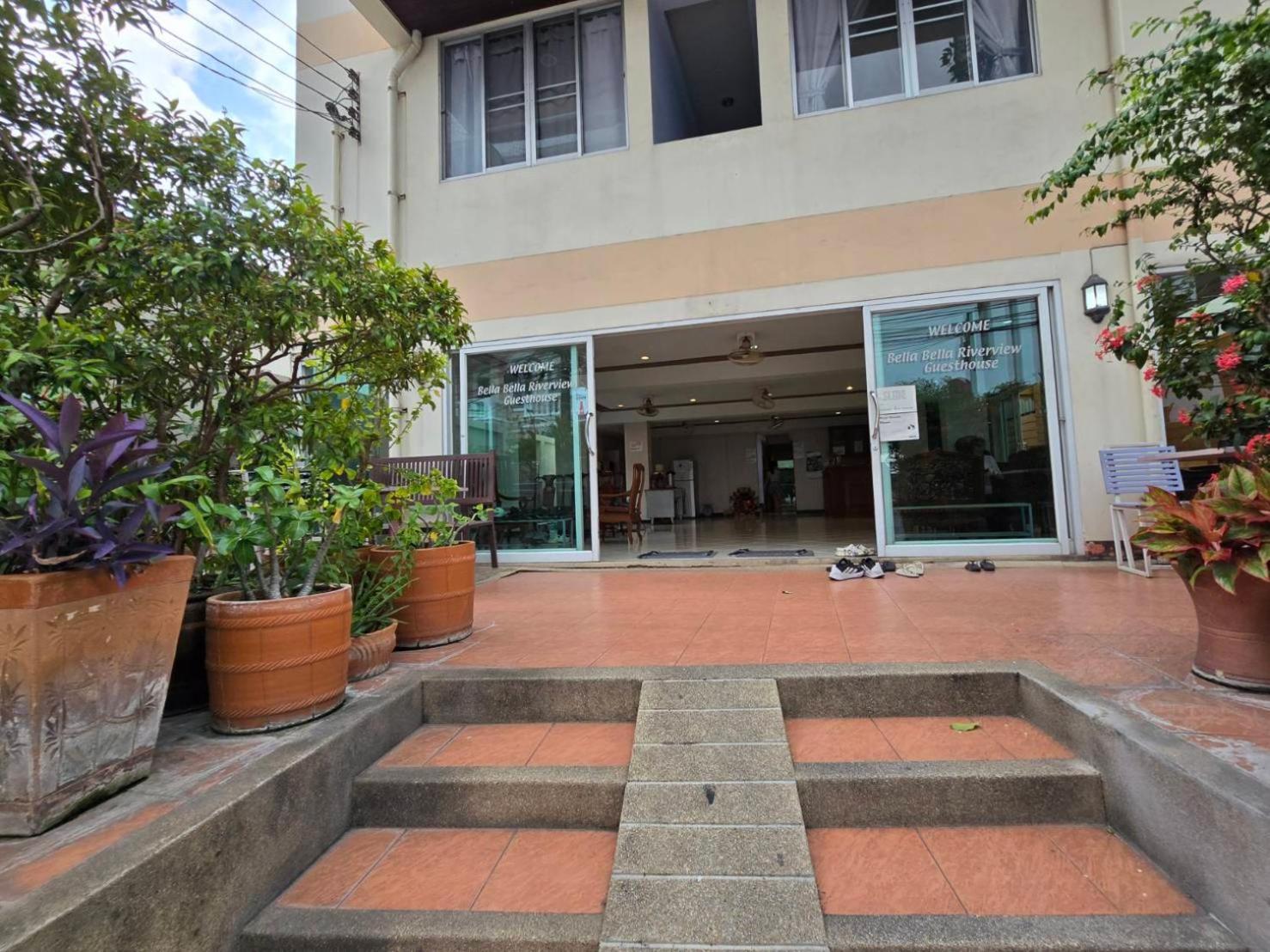 Bella Bella Riverview Bangkok Exterior photo
