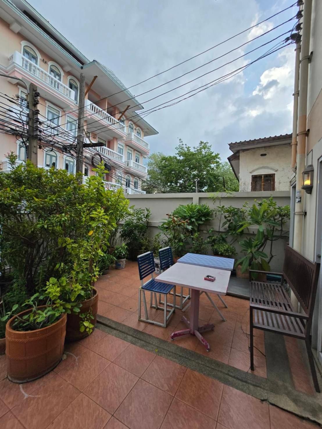 Bella Bella Riverview Bangkok Exterior photo