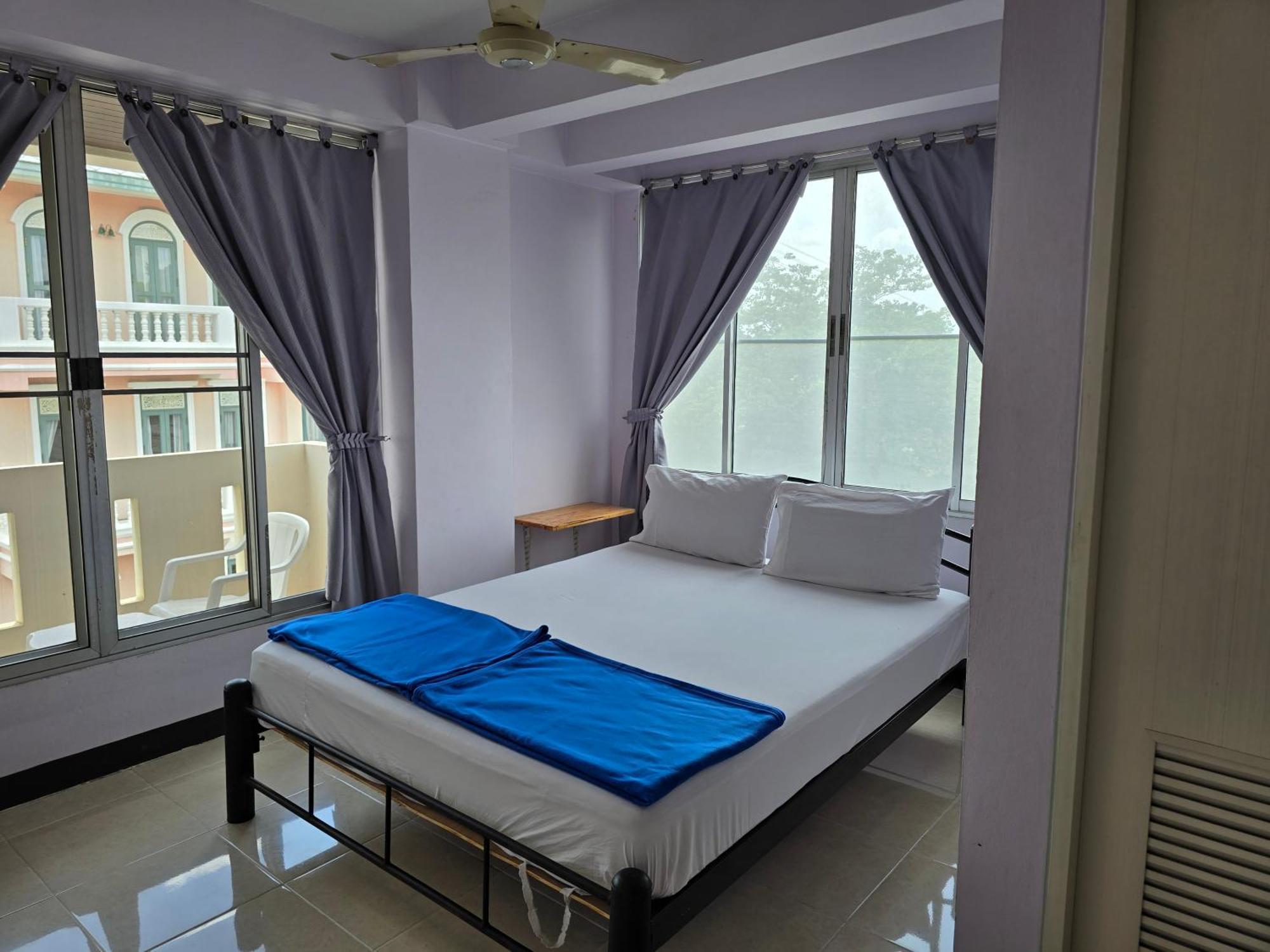 Bella Bella Riverview Bangkok Exterior photo